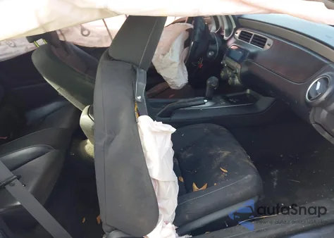 2013 Chevrolet Camaro 2Ls from USA, damaged, VIN 2G1FA1E36D9235054